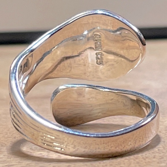 925 Sterling Silver Spoon Ring with Floral Design - Picture 4 of 8